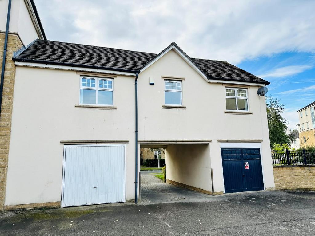 Rear of property and garage.jpg