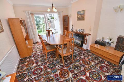 23 Bradgate Drive, Wigston, LE18 1HB