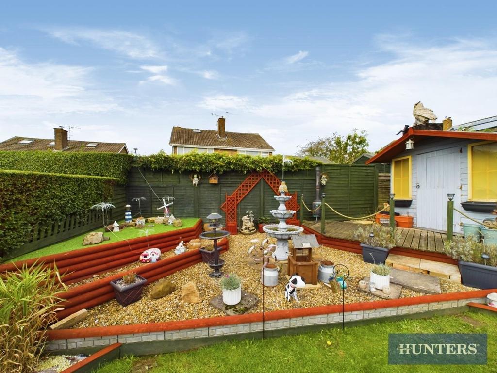 CAM01994 G0-PR0209-STILL016.jpg