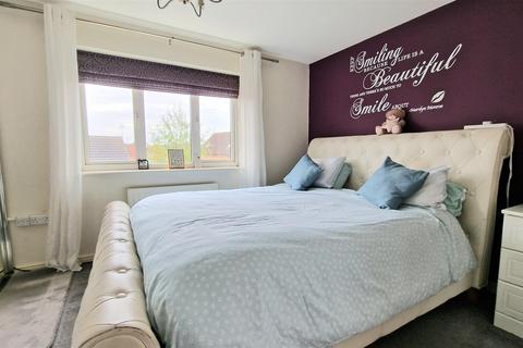 4 bedroom semi-detached house for sale, Sherbourne Drive, Hilton, Derby