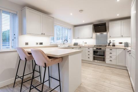 14 Brickbridge Lane, Wombourne, Wolverhampton, WV5 0AZ