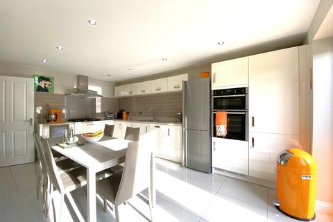 5 bedroom detached house for sale - Sycamore Avenue, Aiskew, Bedale