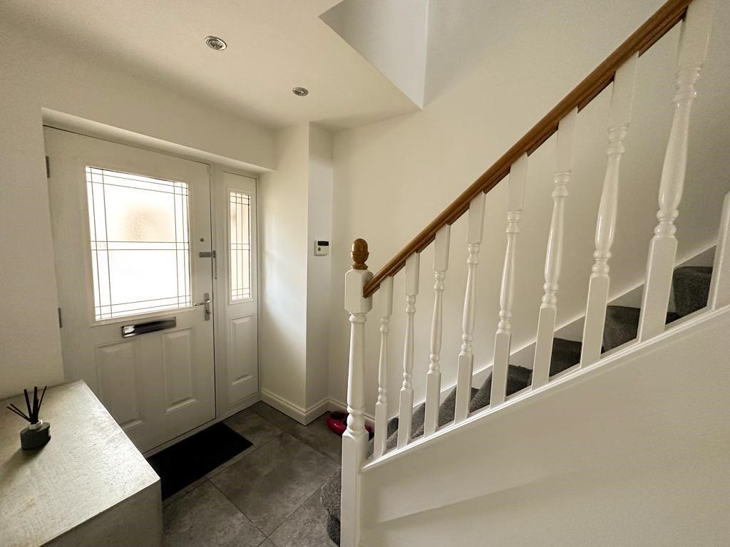 Spacious entrance hall