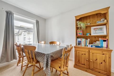 2 bedroom apartment for sale, Truro