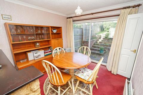 79 Bideford Green, Leighton Buzzard, LU7 2TJ