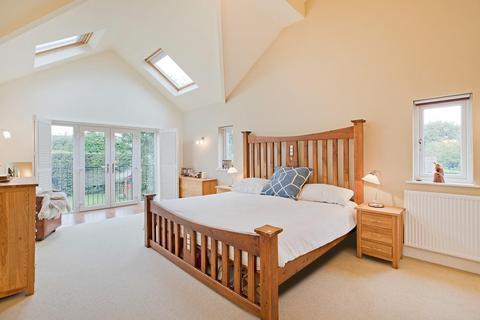 Sandholme Bradford Road, Burley In Wharfedale, Ilkley, LS29 7PU