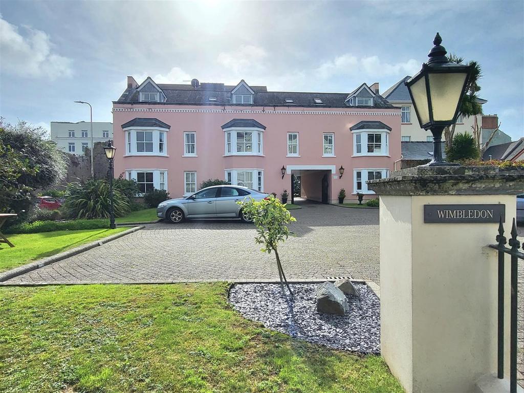 Wimbledon Court, Tenby 2 bed apartment for sale £275,000