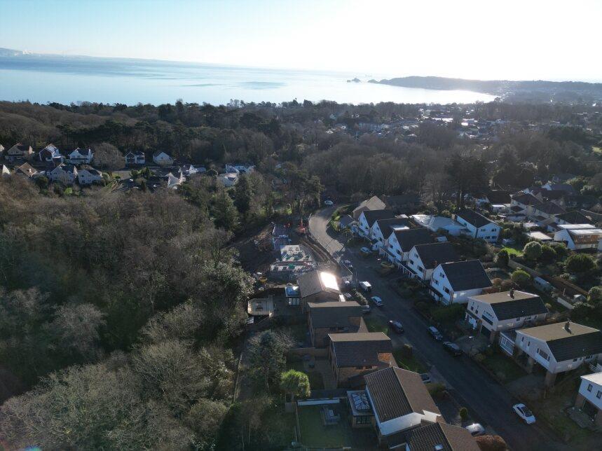 Southerndown Avenue, Mayals, Swansea 4 bed detached house for sale £