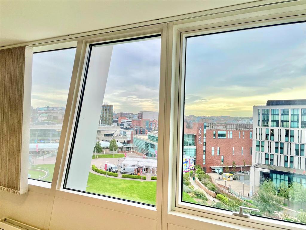 One Park West, Liverpool 2 bed apartment for sale £225,000