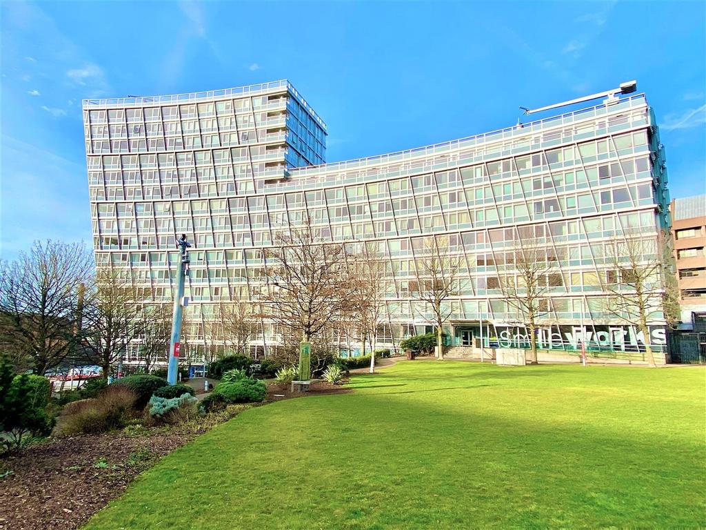 One Park West, Liverpool 2 bed apartment for sale £200,000
