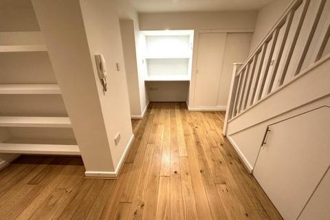 2 bedroom flat to rent, Egerton Road, North, Chorlton-cum-Hardy, M21