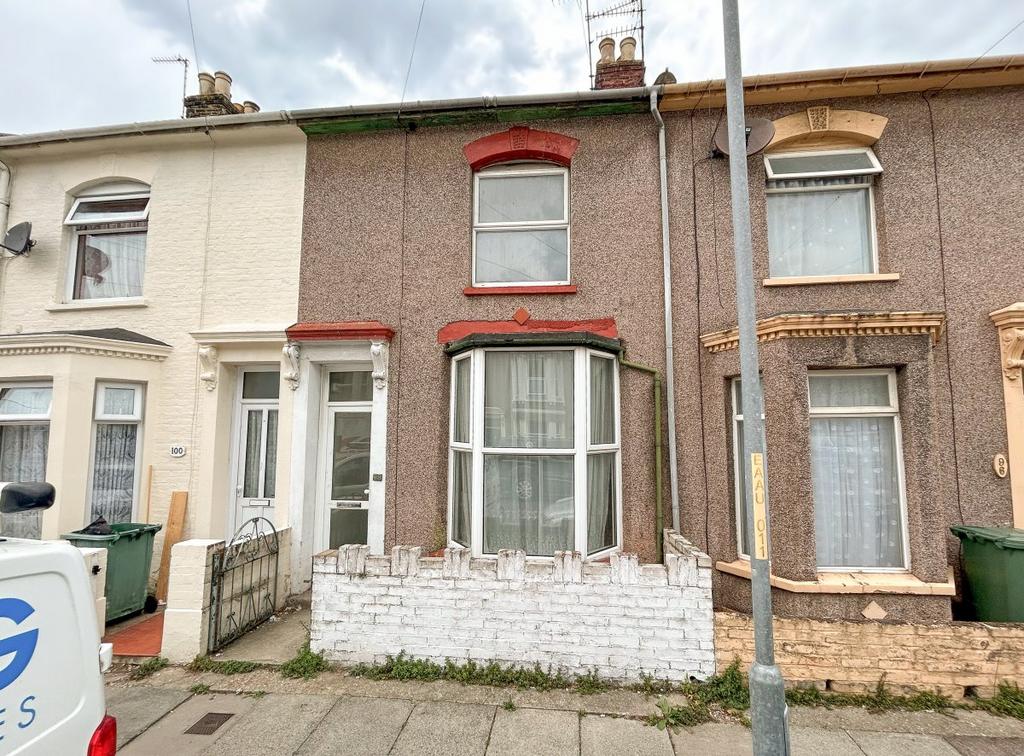 Alma Road, Sheerness 3 bed house £1,150 pcm (£265 pw)