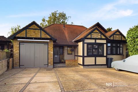 173 Francis Close, Epsom, KT19 0JT