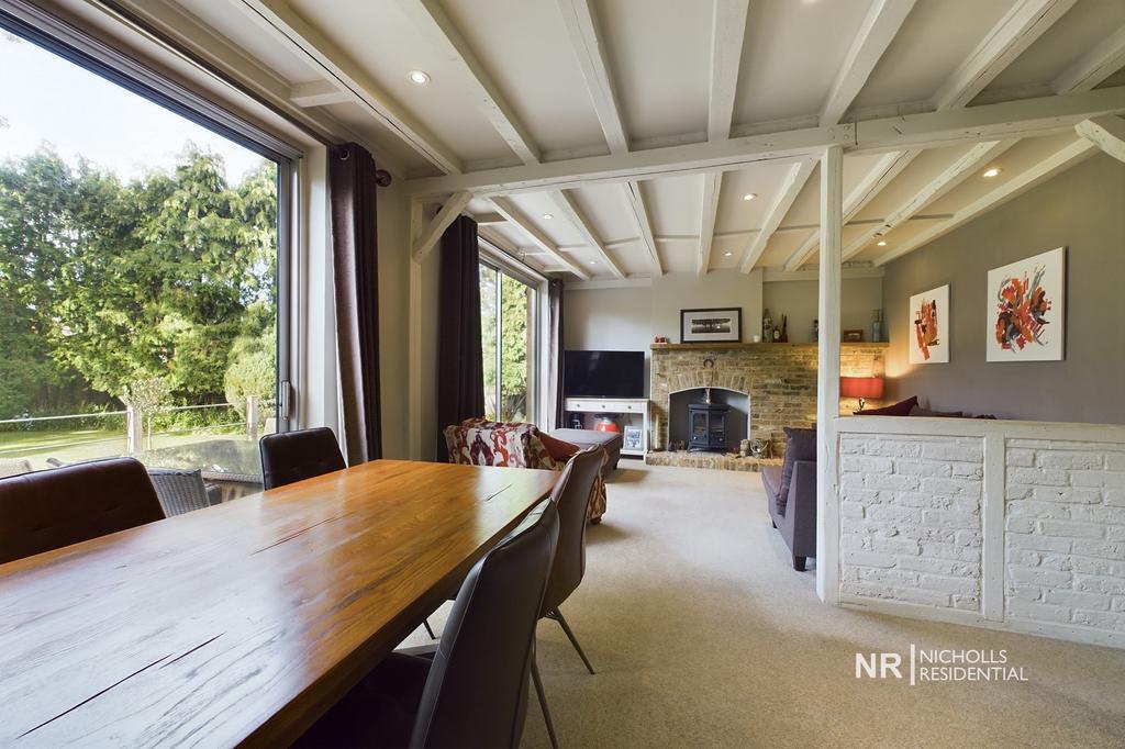 Lounge Dining Room