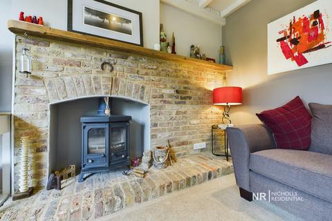 173 Francis Close, Epsom, KT19 0JT