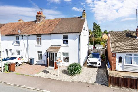 2 bedroom end of terrace house for sale, Mead Road, South Willesborough, Ashford, Kent