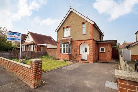 3 bedroom detached house for sale, St Marks Crescent, Maidenhead
