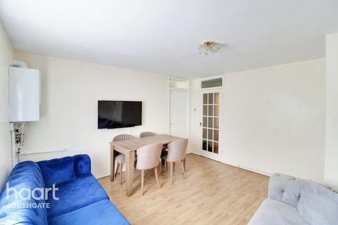 1 bedroom apartment for sale, Waterfall Road, London