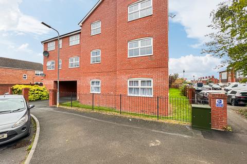 2 bedroom flat for sale - Whitecross, Hereford