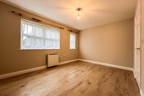 2 bedroom flat for sale - Whitecross, Hereford