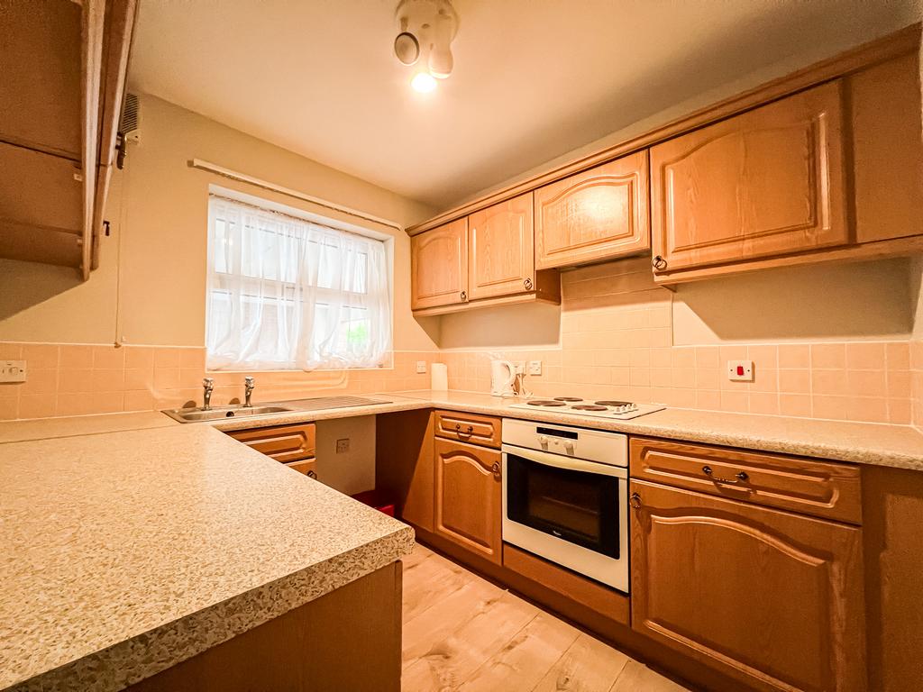 35 Kernal Road   kitchen