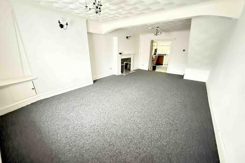 2 bedroom terraced house to rent, Neath Road, Briton Ferry, Neath, SA11