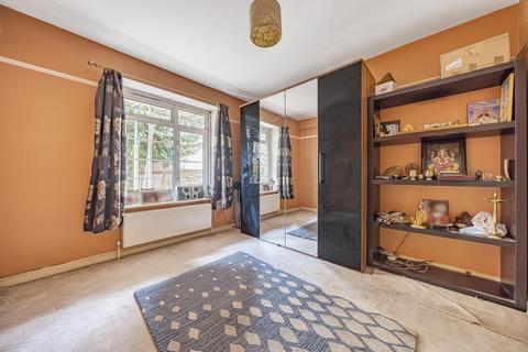 Flat 1, Springfield Court Springfield Road, Kingston Upon Thames, KT1 2SB