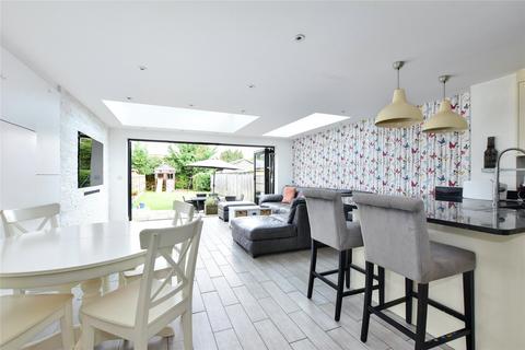 4 bedroom semi-detached house for sale - Water Lane, Kings Langley, Herts, WD4