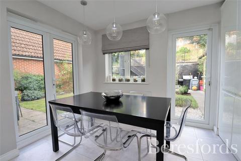 22 Rosseter Close, Chelmsford, CM2 9GL
