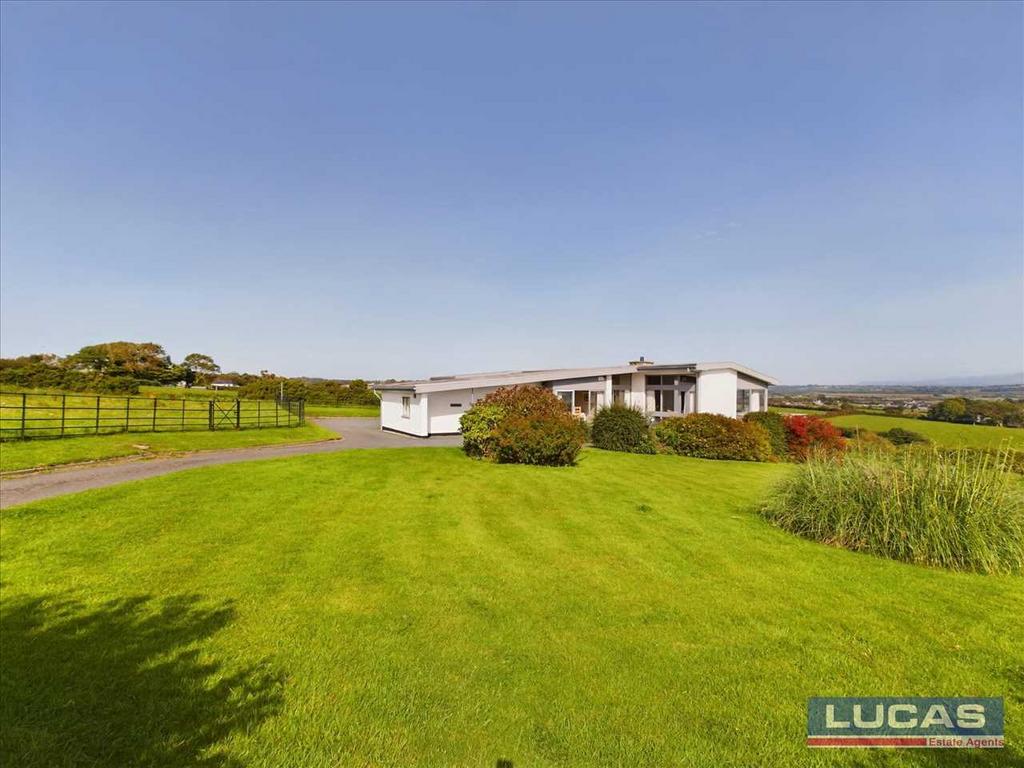 Ael Y Bryn, 5 bed detached house for sale £725,000