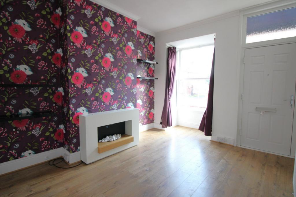 Clarence Street, Kidderminster, DY10 3 bed house for sale £165,000