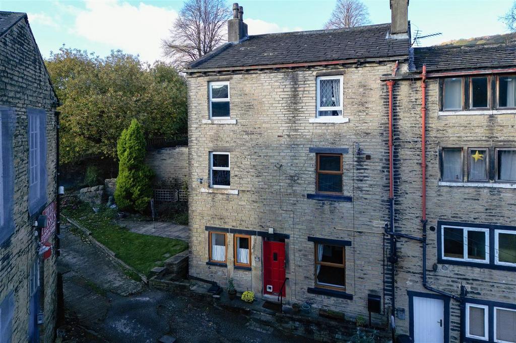 Sunny Bank, Off Midgley Road, Mytholmroyd, Hebden Bridge 1 bed end of