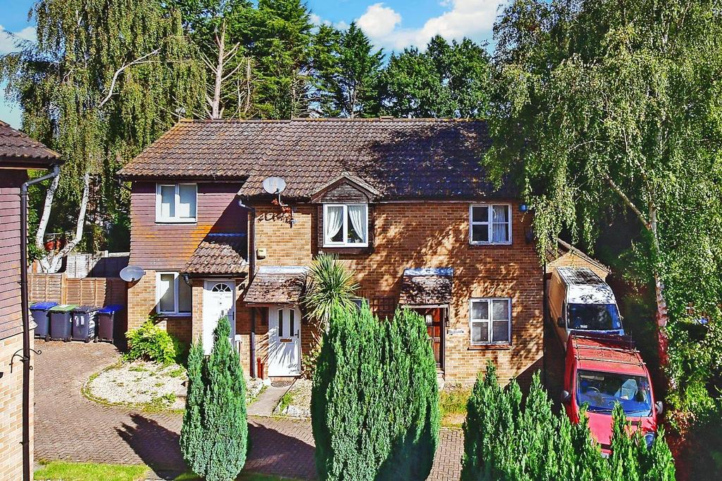 Westgate Close, Canterbury, Kent 2 bed terraced house for sale £295,000