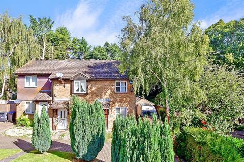 99 Westgate Close, Canterbury, CT2 8JH