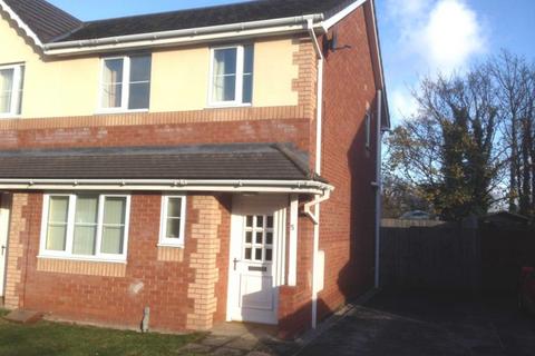 3 bedroom semi-detached house to rent, Stryd Tegeingl, Bagillt, CH6 6AS.