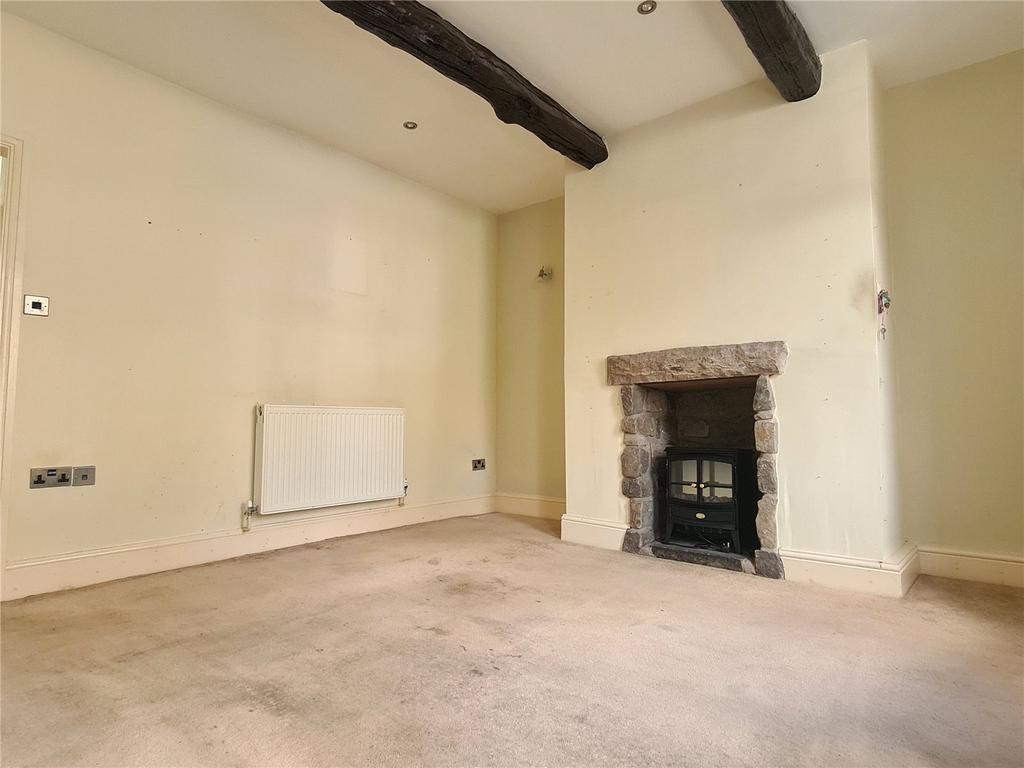 Bank Street, Broadbottom, Hyde, Greater Manchester, SK14 2 bed terraced