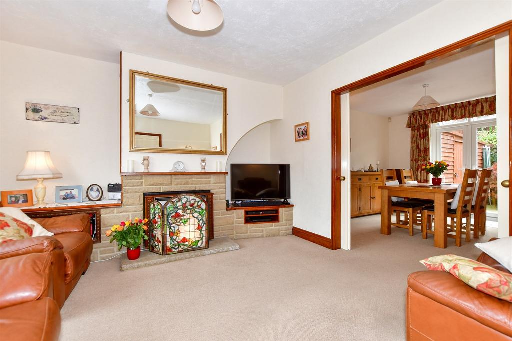Farthingloe Road, Dover, Kent 3 bed semidetached house for sale £270,000