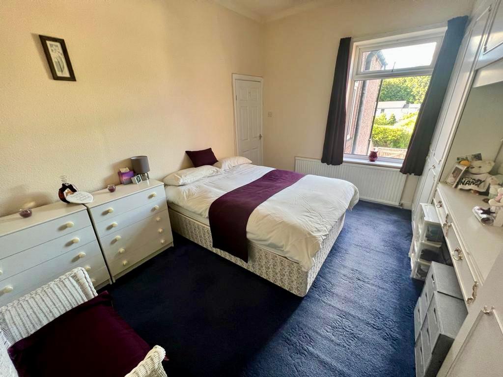 Hazelhurst Road, Worsley, M28 3 bed semidetached house for sale £350,000