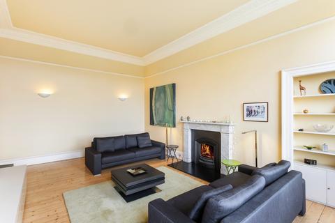 3 bedroom flat for sale - Flat 2, 33, East Claremont Street, New Town, EH7 4HT