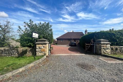 4 bedroom bungalow for sale - Thrunton, Thrunton, Alnwick, Northumberland, NE66 4SQ