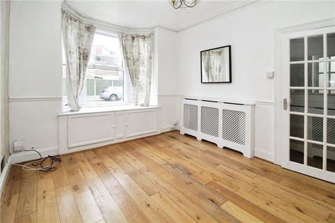 3 bedroom end of terrace house to rent, Siddons Road, Croydon, CR0