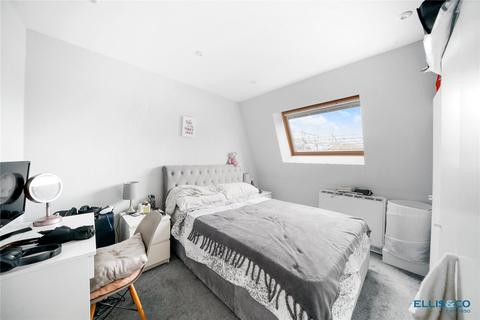 1 bedroom apartment for sale, Hayfield Passage, London, E1