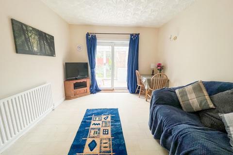 2 bedroom apartment for sale - Cranbourne Road, Patchway, Bristol, Gloucestershire, BS34