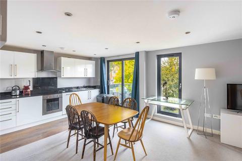 2 bedroom flat for sale - Portcullis House, Spurstowe Terrace, Hackney, London, E8