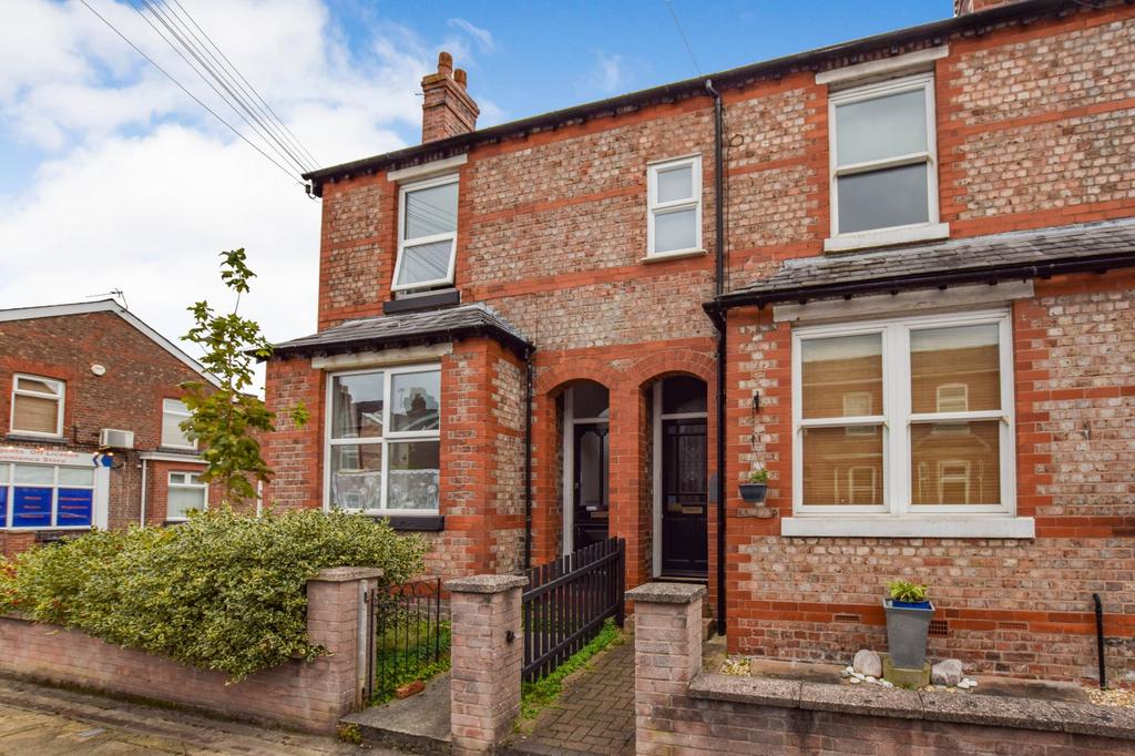 Borough Road, Altrincham, WA15 2 bed end of terrace house £1,250 pcm