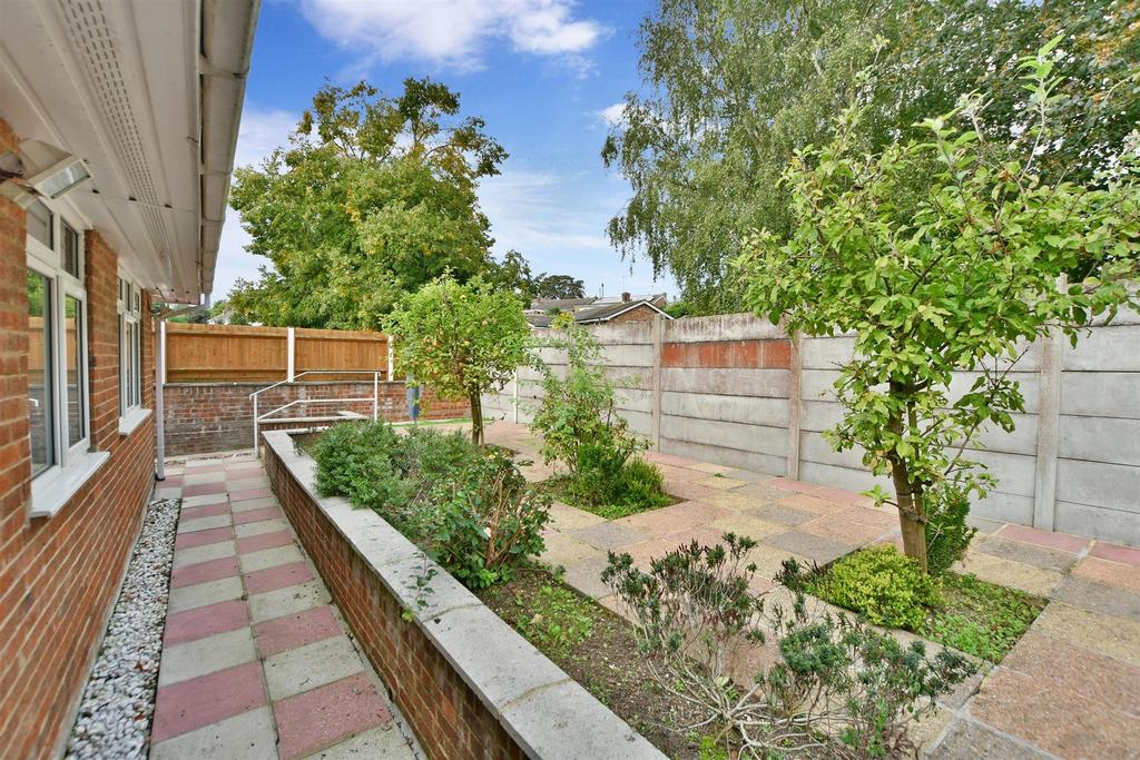 Whitegate Court, Parkwood, Gillingham, Kent 3 bed detached bungalow for