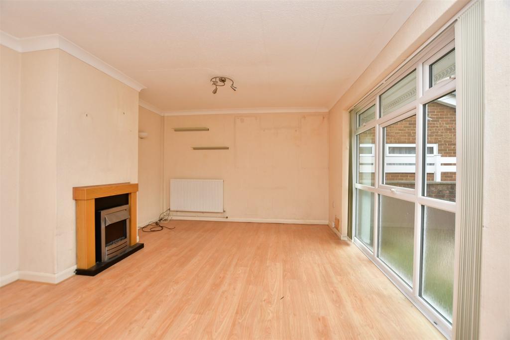 Whitegate Court, Parkwood, Gillingham, Kent 3 bed detached bungalow for