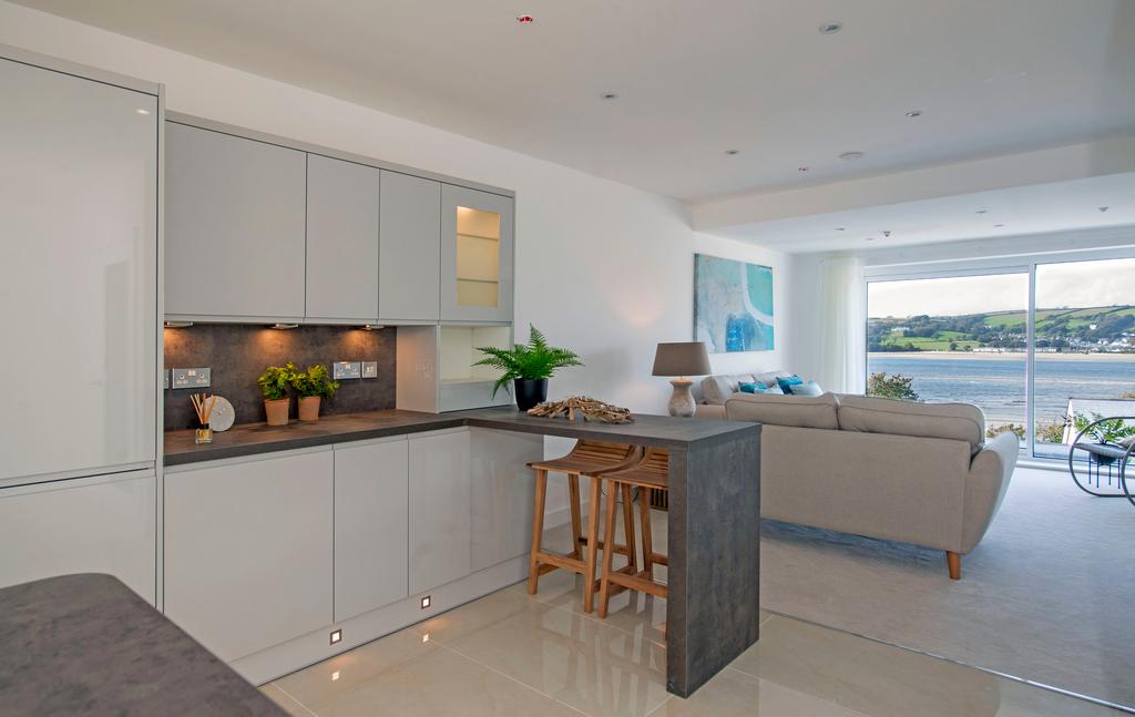 A page   260923 Caradog Court Ferryside 25.jpg