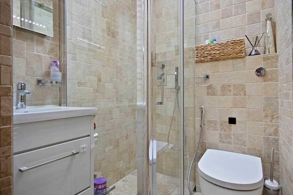 Shower Room/WC