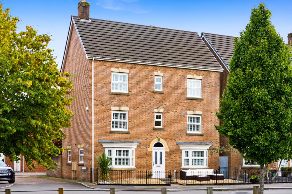 De Clare Drive, Radyr 5 bed detached house for sale £599,950